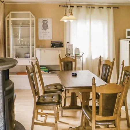 Three-bedroom Holiday In Pruchten