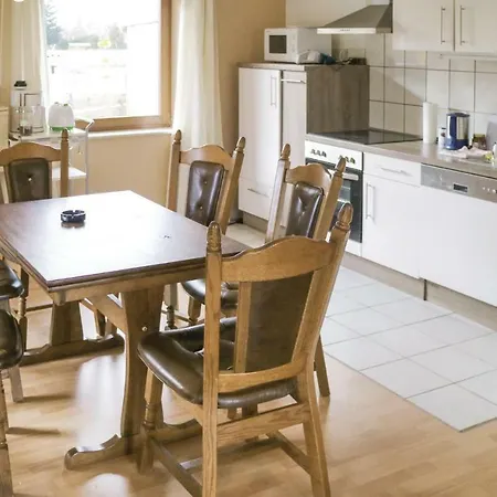 Three-bedroom Holiday In Hébergement de vacances